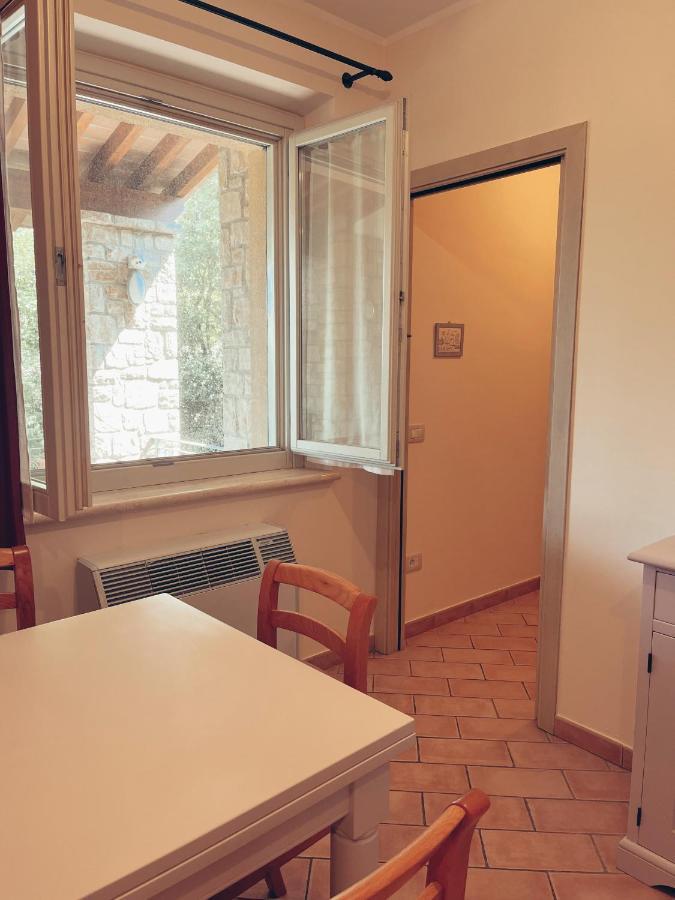 Gasthaus Residenze l'Alberata Collazzone Exterior foto