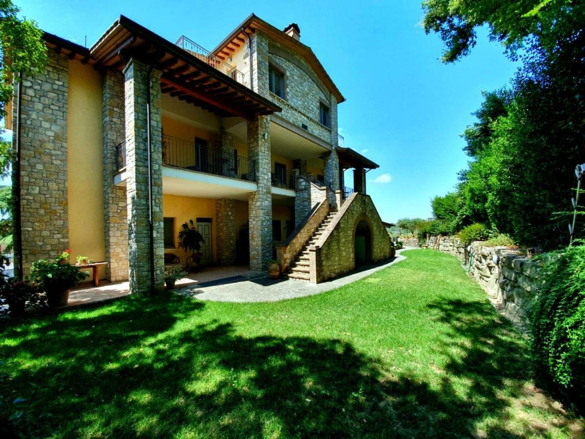 Gasthaus Residenze l'Alberata Collazzone Exterior foto